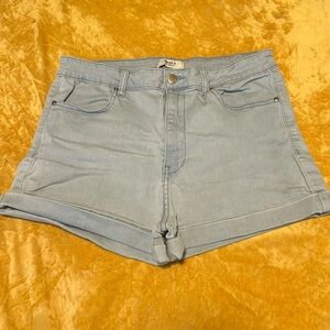 Forever 21 shorts size 29